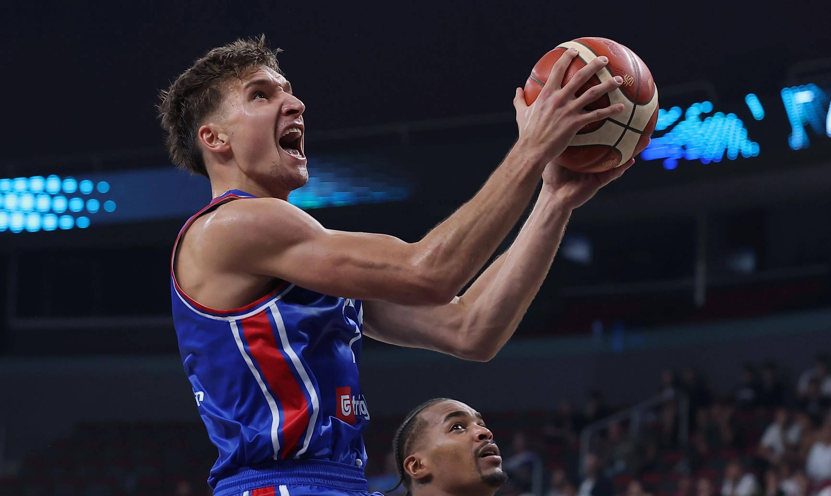 澳大利亚男篮绝地反击魔术，波尔津吉斯关键制胜