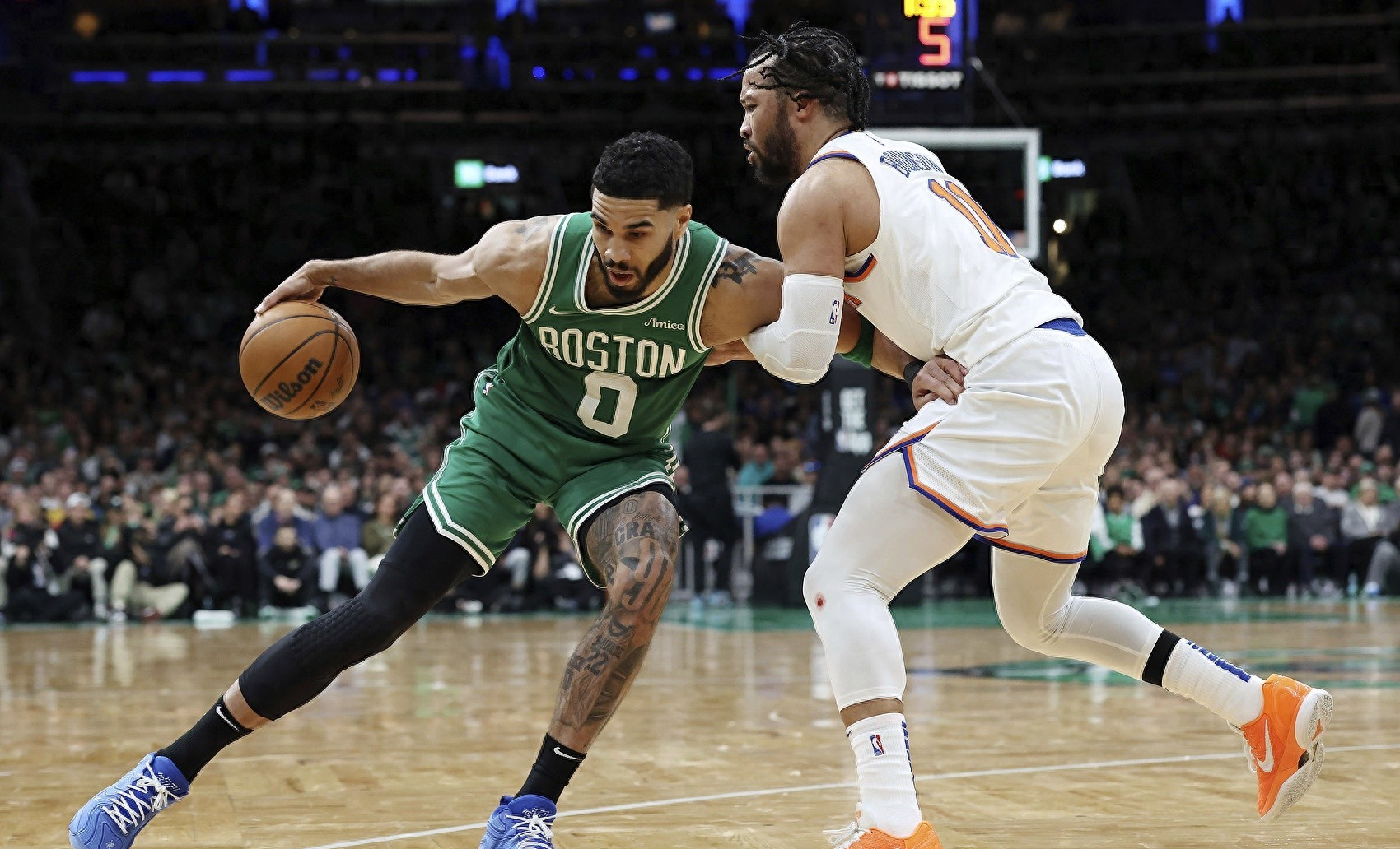 公牛鏖战尼克斯，欧文扛起全队