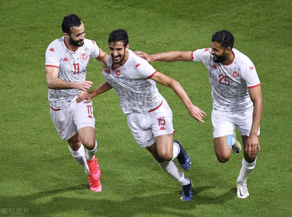 日本队碾压德国队,桃田贤斗带队取胜 日本队碾压德国队,桃田贤斗带队取胜