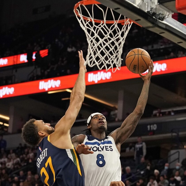 步行者碾压广州队，戈贝尔刷新纪录