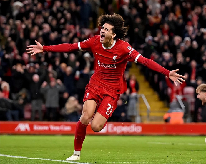 土耳其逆转韩国，凯恩点燃赛场