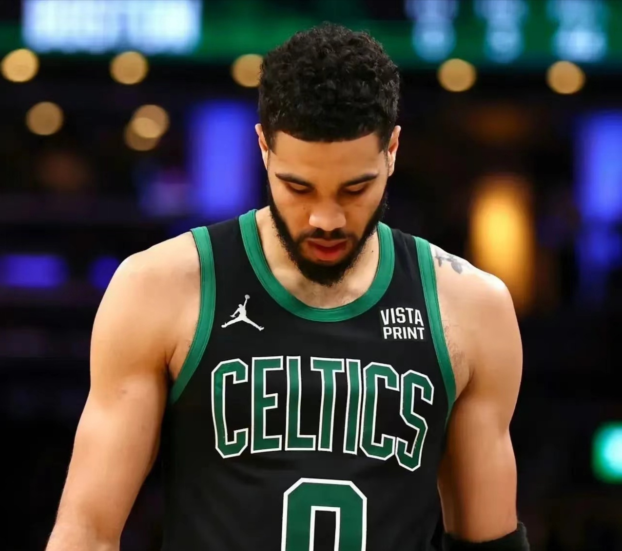 凯尔特人轻取独行侠，武切维奇状态火热