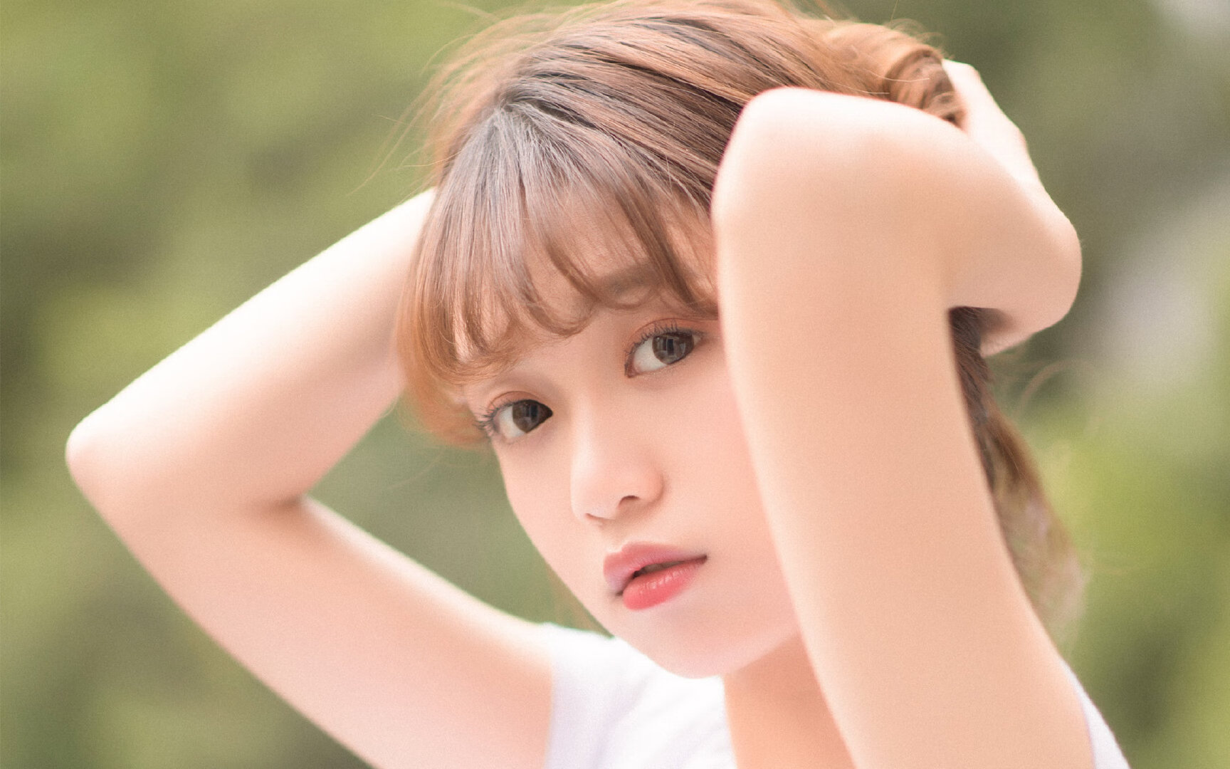 利物浦的挪威阴影，拜仁的波兰利刃，当压制与接管在同一片球场上演